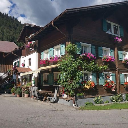 Comfortable Holiday Home With Garden In Voralberg Sankt Gallenkirch Esterno foto